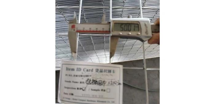 ANJIA Group – digital caliper measuring mesh opening of galvanized welded mesh panel